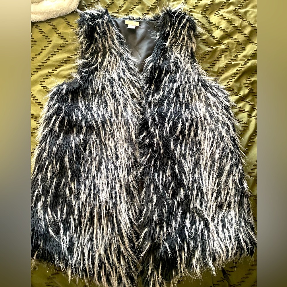 Rock and Roll Vintage Faux Fur Black and Grey Vest